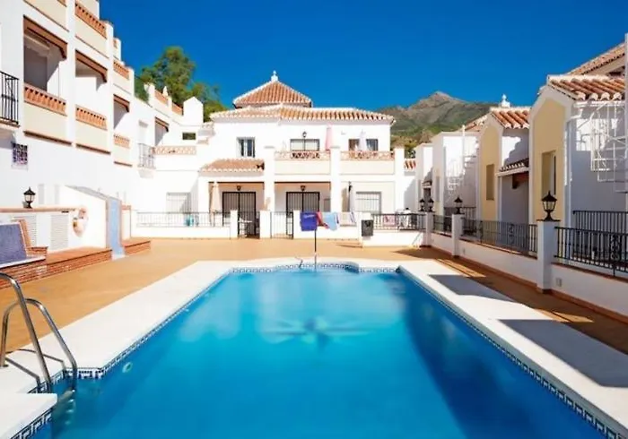 Paradise - Chimenea C1d * Nerja